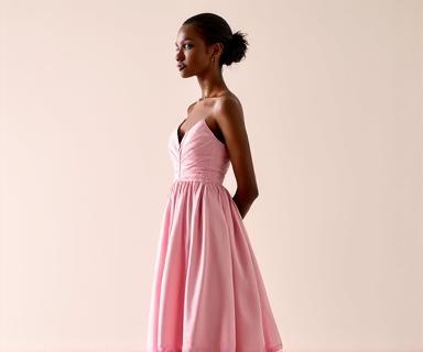 Vestido de ceremonia de diseño único creado en Madrid